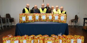 “Aggiungi un posto a tavola”: i Lions raccolgono 140 chili di alimenti per i bisognosi