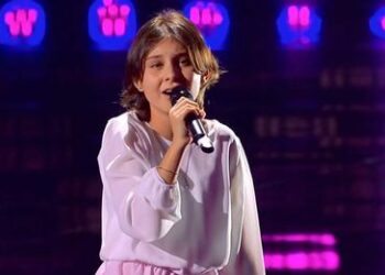 Emma emoziona pubblico e giuria: la 12enne vastese in semifinale di The voice kids