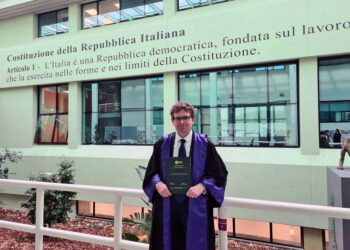 Laurea in Scienze dell’amministrazione per il sindaco Francesco Menna