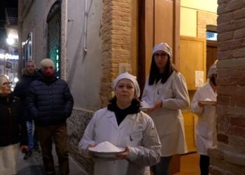 Pollutri e le fave di San Nicola: il rito del sale