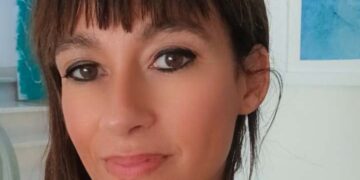 “Emozioni a contrasto”, la pittrice Vanessa Di Lodovico espone a Palazzo d’Avalos