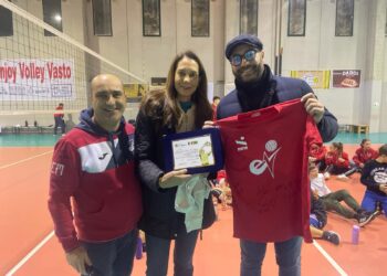 La pallavolista brasiliana Venturini ospite a Vasto: «Esempio per tutti i piccoli atleti»