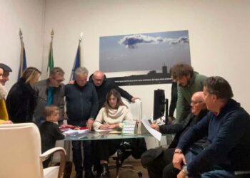 Stogit, assemblea pubblica di Officina Cupello. Maggioranza annuncia consiglio comunale a Montalfano