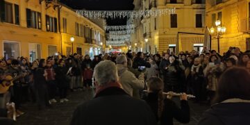 Da piazza San Pietro a via Santa Maria, dal corso alla cattedrale: i canti della Pasquetta nel cuore di Vasto