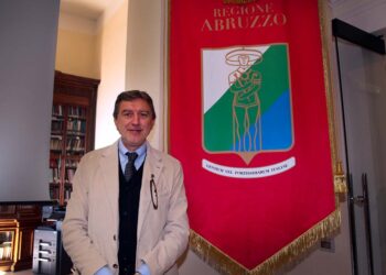 Il “Guerriero di Capestrano” per unire: presentato il nuovo stemma della Regione