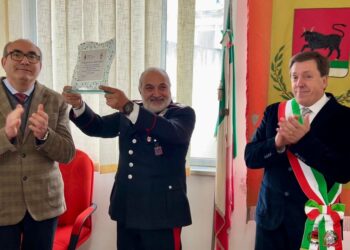 Trent’anni di onorato servizio: in congedo il brigadiere Giovanni Graziano, il Comune lo premia