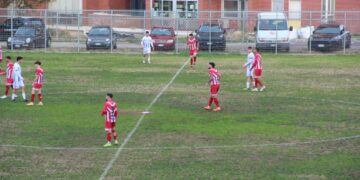 La Vastese lotta e frena la terza forza d’Eccellenza: pari all’Aragona contro la Folgore