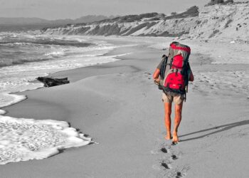 L’Infinito Camminare di Riccardo Carnovalini al Cai di Vasto