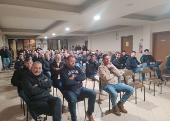 Agricoltori riuniti a Vasto: «Non ci fermiamo, il 2 febbraio corteo da Fossacesia ad Atessa»