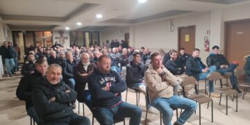 Agricoltori riuniti a Vasto: «Non ci fermiamo, il 2 febbraio corteo da Fossacesia ad Atessa»