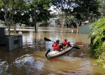La natura estrema in Australia: Brisbane sott’acqua