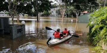 La natura estrema in Australia: Brisbane sott’acqua