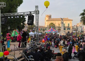 Coriandoli e giochi in piazza Rossetti per il Carnevale 2024