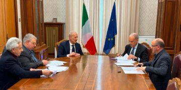 Prefetto, commissario Zes e prefetto firmano accordo contro le infiltrazioni criminali