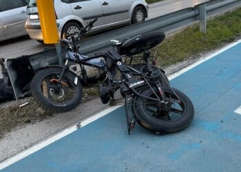Bici elettriche si scontrano frontalmente sulla pista ciclabile di San Salvo, due feriti