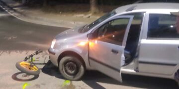 San Salvo, investito all’interno della rotatoria: ciclista 30enne in ospedale