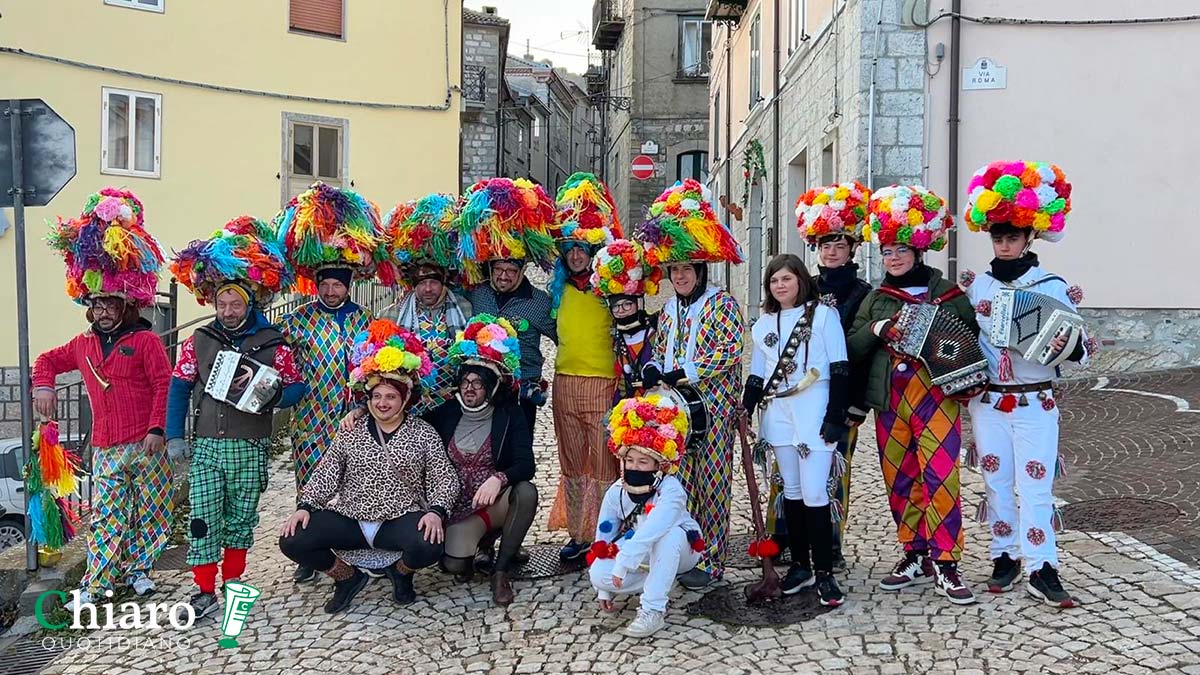 Il Carnevale di Schiavi di Abruzzo: la sfilata dei mazzaroni