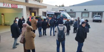 Nuova ambulanza per il Pta. Asl: «Non ci sono buchi di assistenza, qui in media 0,4 pazienti a notte»