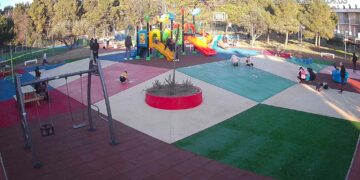 «La pavimentazione del parco non è una lavagna», il richiamo di Spadano