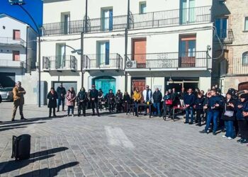Un nuovo inizio per San Giovanni Lipioni, il paese che vuole cambiare rotta riparte dalla piazza