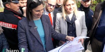 La segretaria Pd nel futuro cantiere: «Qui state davvero innovando per un’educazione più inclusiva»