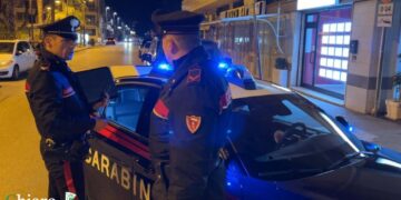 Il 45enne accoltellato ancora in prognosi riservata, in ospedale anche l’aggressore