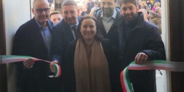 Il deputato Roscani (FdI) all’inaugurazione del comitato di Carla Zinni
