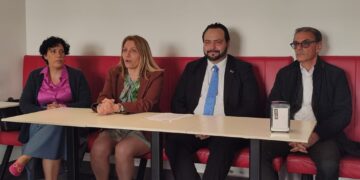 A Vasto l’eurodeputato Castaldo (Azione): «La Regione non ha saputo spendere i fondi Ue»