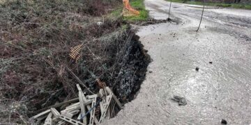 Strade da incubo, la fondovalle Cena senza manutenzione rischia di tornare indietro di otto anni