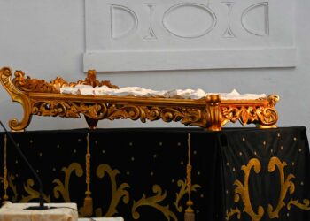 Lanciano, inizia la Settimana Santa. Una nuova lettiga per la confraternita Morte e Orazione