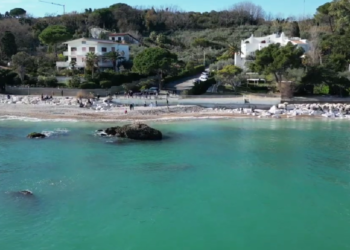 Franfiglutti a Vignola, incontro Comune-surfisti. Menna: «Non posso spostare le case»