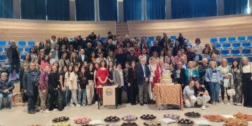 Ex professori e studenti si ritrovano per festeggiare i 70 anni del liceo classico “Pudente”