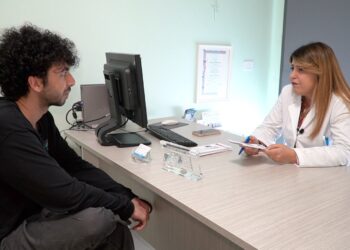 Cervicale: cause, sintomi e rimedi contro il dolore