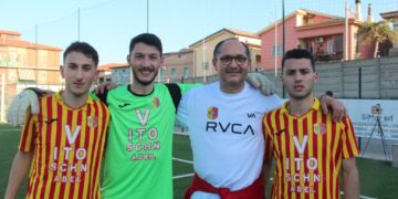 Poker di famiglia in casa Real Casale: la grande gioia di papà Massimo e i tre figli per la promozione