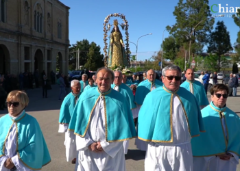 Processione di andata: inizia la festa dell’Incoronata