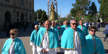 Processione di andata: inizia la festa dell’Incoronata