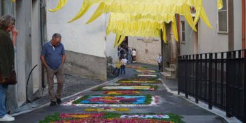Il 2 giugno a Carunchio la tradizionale infiorata del Corpus Domini
