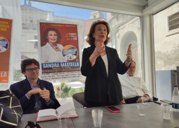 Mastella a Vasto: «Senza di noi la sinistra non vince. No all’autonomia differenziata»