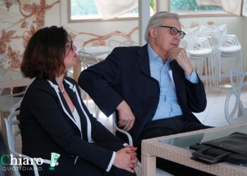 Strutture non adatte e carenza di personale, le richieste di Asperger Abruzzo a Vittorio Sgarbi