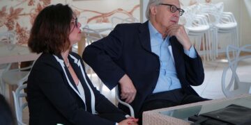 Strutture non adatte e carenza di personale, le richieste di Asperger Abruzzo a Vittorio Sgarbi