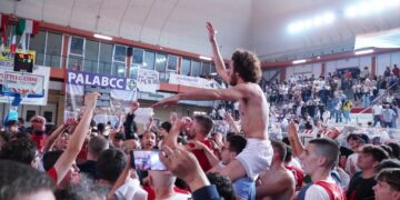 Vasto Basket promossa in Serie B: le immagini del tripudio biancorosso