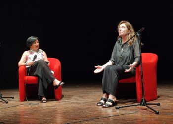 Francesca Reggiani tra realtà, reality e imitazioni: «Cristina D’Avena mi ha tolto il saluto»