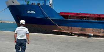 Misure di sicurezza carenti: nave tanzanese detenuta al porto di Vasto