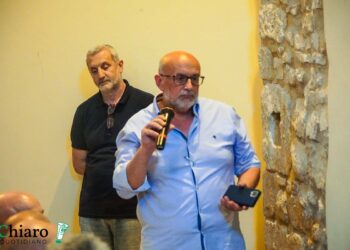 “Eventuale” eolico a Liscia, “sì” da Di Santo: «Non ci opporremo, bisogna pensare alle casse comunali»