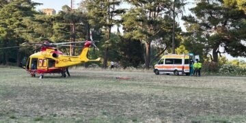 Impatto tra un’auto e un monopattino a San Salvo Marina, ferito soccorso in eliambulanza