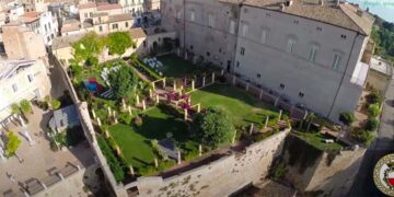 «Il maestro è nell’anima, e dentro all’anima per sempre resterà»: a Vasto il tributo a Paolo Conte