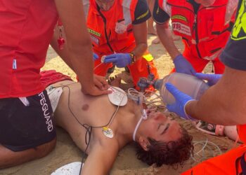 Un bagnante sta annegando, arrivano i soccorsi. Ma è un’esercitazione ben riuscita