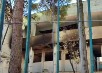 Scuola Paolucci, il 22 la demolizione. Di notte raid vandalici