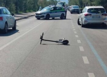 Impatto tra un’auto e un monopattino a San Salvo Marina, ferito soccorso in eliambulanza