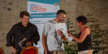 Il ritorno in Abruzzo come svolta di una vita: a “Vasto d’autore” chef Nanni e la cucina nei boschi